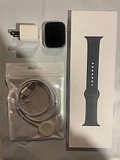 Used Apple Watch Series 8 GPS 45mm Silver Aluminum Case Midnight Band Size M/L